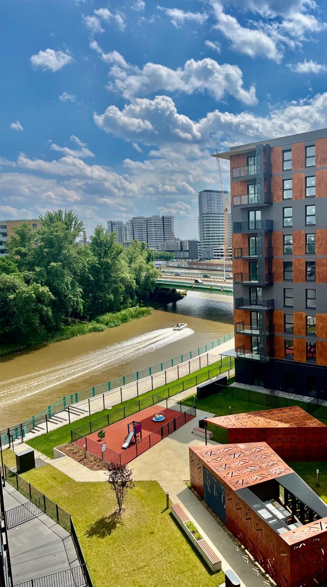 Jesionowe Apartamenty Nad Odra, Stare Miasto, Sauna W Jednym, Klimatyzacja , Garaz Podziemny 0 Zl, Odra River , Old Town, New Building, Air Conditioning, Sauna-One, Underground Garage Free Breslau Exterior foto